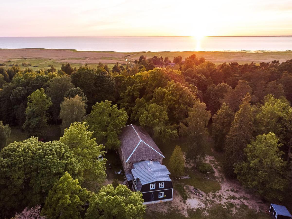 Uki Puhkekuela Hotell Pärnu Eksteriør bilde