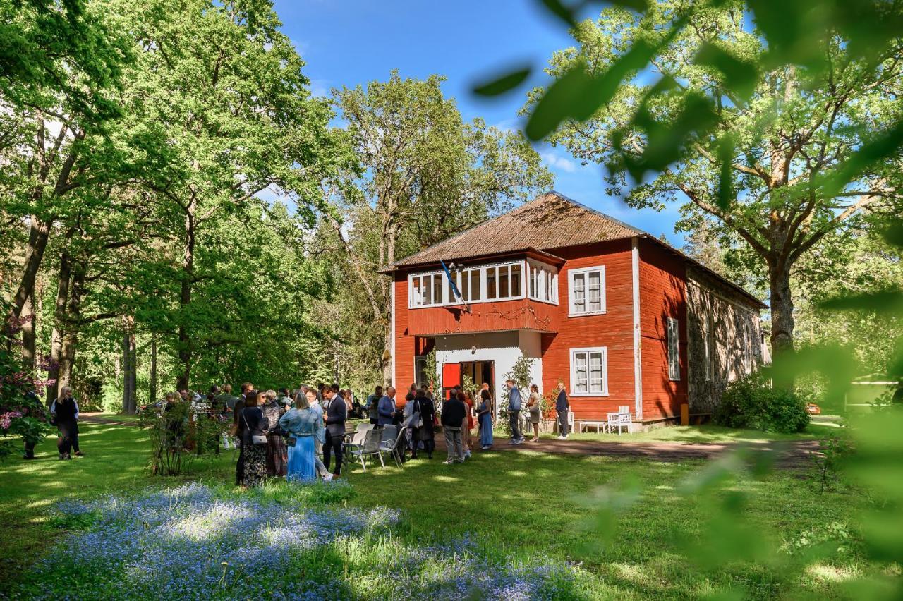 Uki Puhkekuela Hotell Pärnu Eksteriør bilde